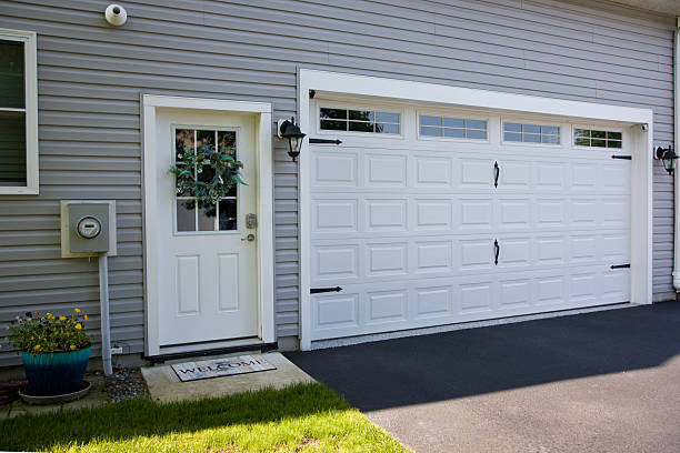 24/7 Emergency Garage Door Panel Replacement experts in Lubbock, TX